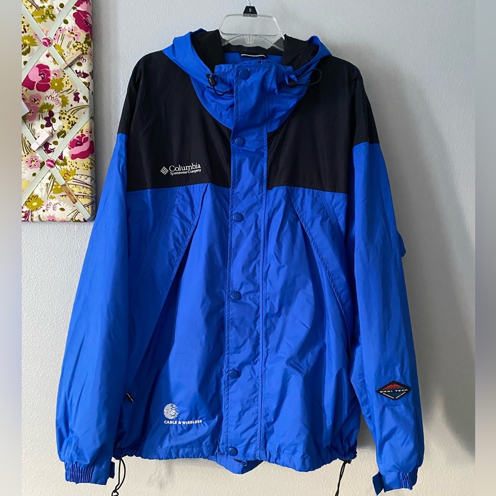 Columbia sportswear Omni Tech water proof jacket